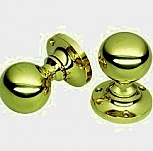 image of Victorian Style Brass Door Knobs - Ball Shape - Sprung