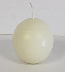image of Olore Home Ball Candle In Ivory 60mm