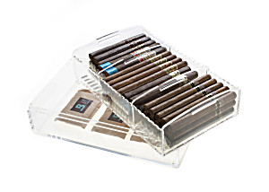 image of Boveda Large Acrylic Humidor - Holds 75 Robusto Or 50 Churchill