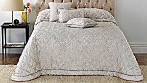 image of Eleanor Silver Bedspread - King