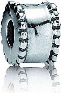 image of Pandora Clip 790267