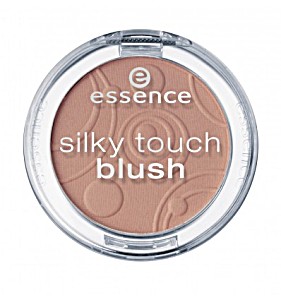 image of Essence - Silky Touch Blush - 40 Natural Beauty